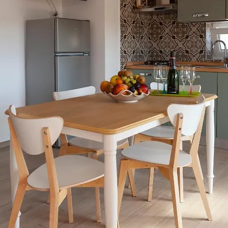 ヴィラ Casa Valerio コンヴェルサーノ
